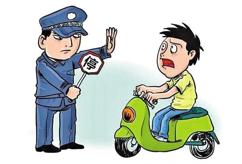 浙江立法：電動(dòng)自行車(chē)駕駛?cè)思按钶d人須佩戴安全頭盔